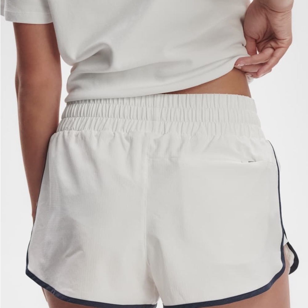 NWT Varley Arlington Running Short 2 - Picture 11 of 11